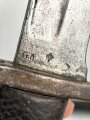Österreich, Seitengewehr Modell 1870, ungereinigt, mit Koppelschuh, Herstellermarke auf Klingenansatz, Drückerfede bzw Drückerknopf entfernt und mit Zinn ausgefüllt,