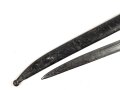 Österreich, Seitengewehr Modell 1870, ungereinigt, mit Koppelschuh, Herstellermarke auf Klingenansatz, Drückerfede bzw Drückerknopf entfernt und mit Zinn ausgefüllt,