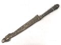 Argentinien, Gauchomesser, 20.Jahrhundert, silberne oder  versilberte Ausführung, Inox KLinge mit  typischen Ätzungen auf beiden Seiten, 