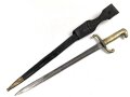 Preußen, Kaiserreich,Faschinenmesser Modell 1864 U/M, Eigentumstück mit Koppelschuh, dieser auf der Rückseite mit Nagelloch, Hersteller Solingen, Scheidennaht an 2 Stelle ca 10 cm offen , Leder hart