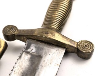 Russland, Faschinenmesser M1835 für Pioniere und Kanoniere mit Sägerücken,  das Messinggefäß entspricht dem französischen Muster 1831, jedoch zierlicher ,