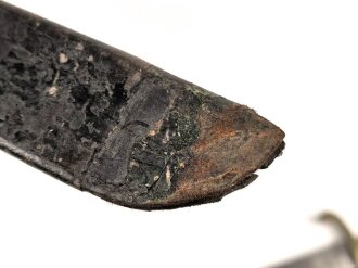 Sachsen, Faschinenmesser Modell 1845 , Truppenstempel auf Parierstange, Königskrone auf Parierstangenende, Scheide mit ungewöhnlicher Befestigung, ähnlich Bayern, jedoch passgenau, Ortblech fehlt, Leder biegsam