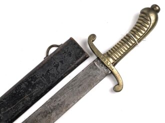 Sachsen, Faschinenmesser Modell 1845 , Truppenstempel auf Parierstange, Königskrone auf Parierstangenende, Scheide mit ungewöhnlicher Befestigung, ähnlich Bayern, jedoch passgenau, Ortblech fehlt, Leder biegsam