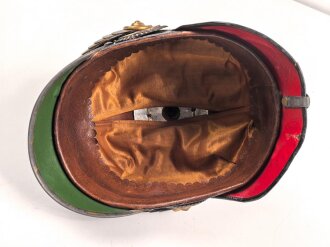 1. Weltkrieg Preussen, Pickelhaube für einen Offizier der Artillerie. Kriegsfertigung in gutem Gesamtzustand