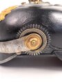 1. Weltkrieg Preussen, Pickelhaube für einen Offizier der Artillerie. Kriegsfertigung in gutem Gesamtzustand
