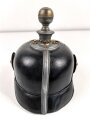 1. Weltkrieg Preussen, Pickelhaube für einen Offizier der Artillerie. Kriegsfertigung in gutem Gesamtzustand