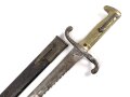 Preußen Kaiserreich, Seitengewehr Modell 1871 mit Säge, verschiedene Truppenstempel, Hersteller Kirschbaum Solingen, Lederscheide mit Knick aber fest, ungereinigt. Kammerstück von 1874