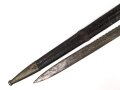 Preußen Kaiserreich, Seitengewehr Modell 1871 mit Säge, verschiedene Truppenstempel, Hersteller Kirschbaum Solingen, Lederscheide mit Knick aber fest, ungereinigt. Kammerstück von 1874
