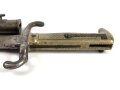 Preußen Kaiserreich, Seitengewehr Modell 1871 mit Säge, verschiedene Truppenstempel, Hersteller Kirschbaum Solingen, Lederscheide mit Knick aber fest, ungereinigt. Kammerstück von 1874