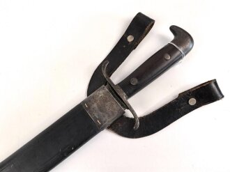 Jaglicher Hauer, Hersteller Gebrüder Dittmar Heilbronn,  mit dazugehöriger Tragevorrichtung, eventuell auch von württembergischen Jägereinheiten getragen, Scheidenspalt ca 5mm, keine Truppenstempel,