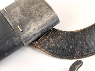 Jaglicher Hauer, Hersteller Gebrüder Dittmar Heilbronn,  mit dazugehöriger Tragevorrichtung, eventuell auch von württembergischen Jägereinheiten getragen, Scheidenspalt ca 5mm, keine Truppenstempel,