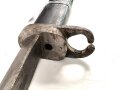 1.Weltkrieg Ersatzseitengewehr  mit gegossenem Stahlgriff und Dillenbajonettklinge mit deutscher Abnahme, Klingenspitze beschädigt, Griff nachlackiert,
