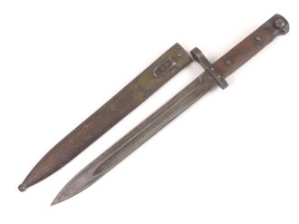 Österreich, Seitengewehr  Modell 1895 Mannlicher  für Stutzen, ohne Hilfskorn  Hersteller OEWG, Reste grüner Originallack auf Scheide