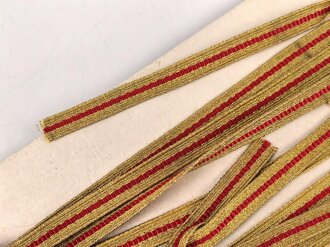 Deutsches Rotes Kreuz DRK, Auszeichnungsborte Metallfaden golden mit rotem Durchzug. Breite 8mm. Sie erhalten je 10cm von der Rolle abgeschnitten. Das letzte Foto zeigt die Kombinationen für die Dienstjahre. Siehe auch Artikelnummer 56892, 84516, 56893
