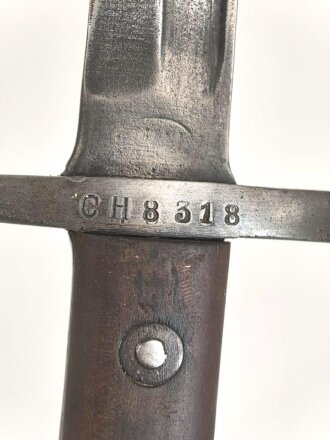 Italien, Seitengewehr Modell Carcano 1891 mit Koppelschuh, Lederscheide, mit geschwärzten Stahlbeschlägen,
