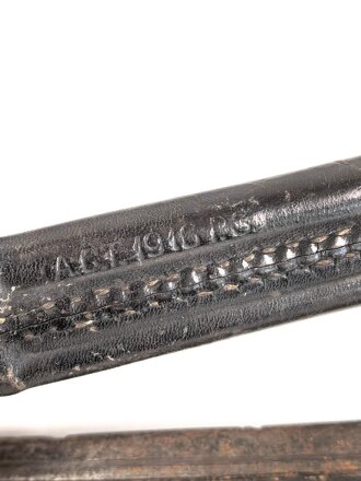 Italien, Seitengewehr Modell 1891/97 Carcano für Truppi Speziali für Gewehr Moschetto TS, Hersteller MA, Lederschride mit Messingbeschlägen, ungereinigt