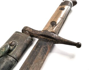 Italien, Seitengewehr Modell 1891/97 Carcano für Truppi Speziali für Gewehr Moschetto TS, Hersteller MA, Lederschride mit Messingbeschlägen, ungereinigt