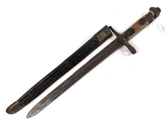 Italien, Seitengewehr Modell 1891/97 Carcano für Truppi Speziali für Gewehr Moschetto TS, Hersteller MA, Lederschride mit Messingbeschlägen, ungereinigt