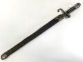 Italien, Seitengewehr Modell Vetterli 1870, Lederscheide mit Messingbeschlägen, ungereinigt, Scheide geschrumpft  ca 27 mm