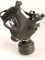 Bundeswehr, Gasmaske Modell 1965 mit Filter . Gebraucht, NUR FÜR DEKORATIONSZWECKE