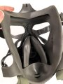 Bundeswehr, Gasmaske Modell 1965 mit Filter . Gebraucht, NUR FÜR DEKORATIONSZWECKE