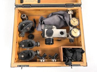 Sauerstoff Behandlungsgerät 38 ( o.Fl.) Sehr guter Zustand, ungereinigt. Gebrauchsanweisung von Havlicek Prag. Luftwaffenblauer Originallack