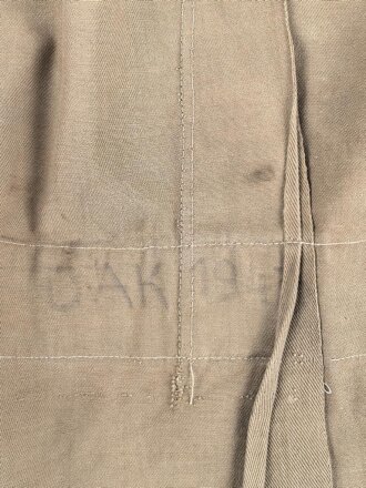 Großbritannien, Feldbluse für einen Offizier in Tropenausführung. Höchstwahrscheinlich aus der Zeit des 2. Weltkrieg. Getragenes Stück in gutem Gesamtzustand