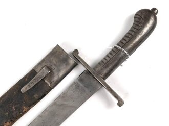 Württemberg, Faschinenmesser Modell 1829 , typisches Stahlgefäß, verschiedene Truppenstempel, ohne Herstellermarke, Lederscheide  fest, ungereinigt