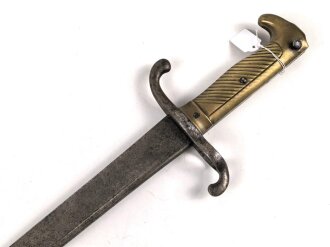 Preußen, Seitengewehr für Füsiliere  Modell 1860, ohne Scheide, Truppenstempel, Abnahmestempel auf Parierstange W 68, Solinger Herstellermarke, Klingenlänge 50,3 cm, Klinge korrodiert, ungereinigt