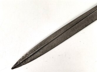 Preußen, Seitengewehr für Füsiliere  Modell 1860, ohne Scheide, Truppenstempel, Abnahmestempel auf Parierstange W 68, Solinger Herstellermarke, Klingenlänge 50,3 cm, Klinge korrodiert, ungereinigt