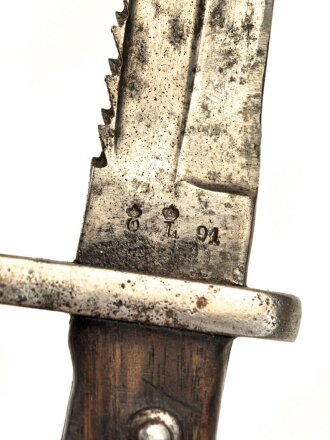 Bayern, Seitengewehr Modell 71/84 mit Säge  Hersteller Weyersberg Kirschbaum Solingen, bayrischer Truppenstempel auf Parierstange, Abnahme W 88 und L mit Krone 91 , O mit Krone, Scheidennaht offen , Leder weich