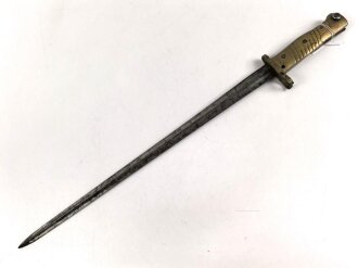 1.Weltkrieg Ersatzseitengewehr mit geriffeltem Messinggriff ohne Scheide, Reinigungsloch,  mit ausgeprägter Laufkralle und dreikantiger Klinge