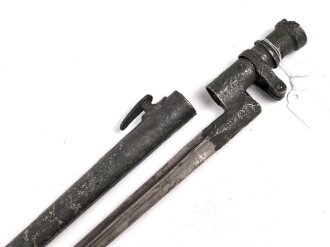 1.Weltkrieg Ersatzseitengewehr aus  russischem Mosin Nagant Bajonett mit deutscher Orgelpfeifenscheide , gereinigt, starke Rostschäden, Verriegelungsring dreht sich