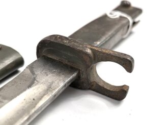 1.Weltkrieg,  Ersatzseitengewehr EB 12  mit Stahlgriff , Reinigungsloch,  mit ausgeprägter Laufkralle 17,5mm  und Klinge mit Hohlkehle, Klingenlänge 31cm, Originallack