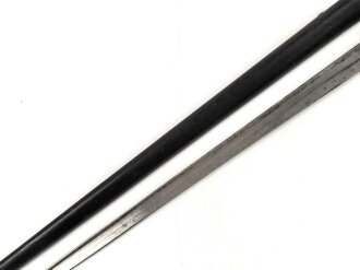 1.Weltkrieg Ersatzseitengewehr EB 90 aus belgischem Comblain Modell 1882 Garde Civique,  Scheide mit Originallack, deutscher Abnahmestempel auf Knaufoberseite,