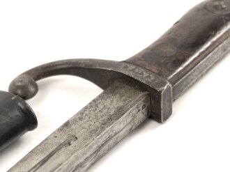 1.Weltkrieg Ersatzseitengewehr EB 90 aus belgischem Comblain Modell 1882 Garde Civique,  Scheide mit Originallack, deutscher Abnahmestempel auf Knaufoberseite,