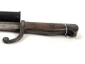 1.Weltkrieg Ersatzseitengewehr EB 90 aus belgischem Comblain Modell 1882 Garde Civique,  Scheide mit Originallack, deutscher Abnahmestempel auf Knaufoberseite,