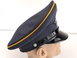 Bundeswehr, Schirmmütze für Angehörige der Luftwaffe, datiert 1974, Kopfgrösse 57