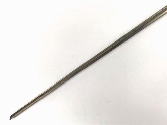 Bayern, Dillenbajonett Modell 1858 für Podewils-Lindner-Braunmühl Gewehr, 3- kantklinge, Gesamtlänge 61 cm, Waffennummer und Truppenstermpel,