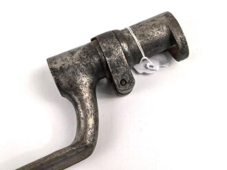 Bayern, Dillenbajonett Modell 1858 für Podewils-Lindner-Braunmühl Gewehr, 3- kantklinge, Gesamtlänge 61 cm, Waffennummer und Truppenstermpel,