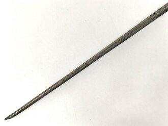 Bayern, Dillenbajonett Modell 1858 für Podewils-Lindner-Braunmühl Gewehr, 3- kantklinge, Gesamtlänge 61 cm, Waffennummer und Truppenstermpel,