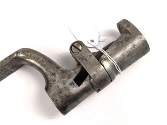 Bayern, Dillenbajonett Modell 1858 für Podewils-Lindner-Braunmühl Gewehr, 3- kantklinge, Gesamtlänge 61 cm, Waffennummer und Truppenstermpel,