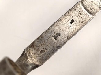Preussen, Kaiserreich, Dillenbajonett Modell 1862  für Zündnadel Infanteriegewehr Dreyse Sömmerda 1862, Abnahmestempel, Waffennummer, Gesamtlänge 58 cm , Tüllen- Innendurchmesser 21mm, Tüllenlänge 71 mm,