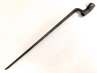 U.S. Army , Dillenbajonett Modell 1882  für Lee Gewehr der Marine, 3- kantklinge, Gesamtlänge 52,6 cm, Tüllendurchmesser 22 mm , Tüllenlänge 67,5 mm,  keinerlei Markierungen