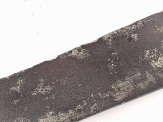 Schweiz, Weidmesser ohne Scheide , aufpflanzbar, Kantonal, Arretierungsfeder fehlt, Gesamtlänge 65,7 cm, Messinggriff mit gerader Parierstange   glatte Keilklinge beschliffen mit Rostspuren,  Schlitzlänge für die Gewehraufnahme 7cm, Schlitzbreite 3,5 mm