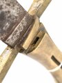 Schweiz, Weidmesser ohne Scheide , aufpflanzbar, Kantonal, Arretierungsfeder fehlt, Gesamtlänge 65,7 cm, Messinggriff mit gerader Parierstange   glatte Keilklinge beschliffen mit Rostspuren,  Schlitzlänge für die Gewehraufnahme 7cm, Schlitzbreite 3,5 mm