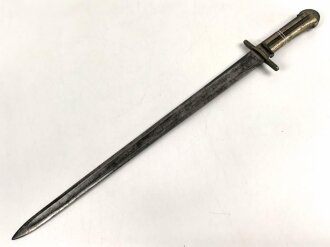 Schweiz, Weidmesser ohne Scheide , aufpflanzbar, Kantonal, Gesamtlänge 66,2 cm, Messinggriff mit gerader Parierstange  ,  Keilklinge mit mittiger Hohlkehle  fleckig  ,Schlitzlänge für die Gewehraufnahme 9,2 cm, Schlitzbreite 7,5 mm