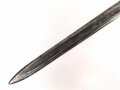Schweiz, Weidmesser ohne Scheide , aufpflanzbar, Kantonal, Gesamtlänge 66,2 cm, Messinggriff mit gerader Parierstange  ,  Keilklinge mit mittiger Hohlkehle  fleckig  ,Schlitzlänge für die Gewehraufnahme 9,2 cm, Schlitzbreite 7,5 mm