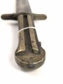 Schweiz, Weidmesser ohne Scheide , aufpflanzbar, Kantonal, Gesamtlänge 66,2 cm, Messinggriff mit gerader Parierstange  ,  Keilklinge mit mittiger Hohlkehle  fleckig  ,Schlitzlänge für die Gewehraufnahme 9,2 cm, Schlitzbreite 7,5 mm