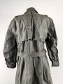 Kradmantel Wehrmacht für einen Unteroffizier der Infanterie. Leicht getragenes Stück in gutem Gesamtzustand, die Schulterklappen Modell 1944